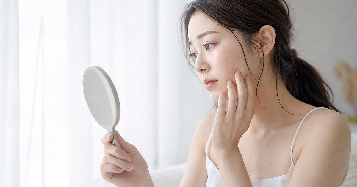 肌のくすみとは?原因のタイプと、明るく見せるケア